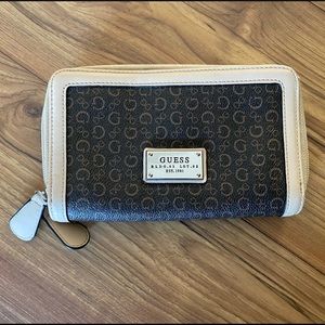 guess est 1981 handbolsa